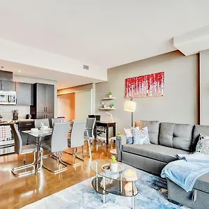 Holiday home Modern 2br - King Bed - Downtown Views, Calgary